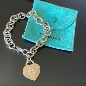 Tiffany & Co. Vtg 1971 Sterling Silver 925 Heart Tag Charm Bracelet Monogram